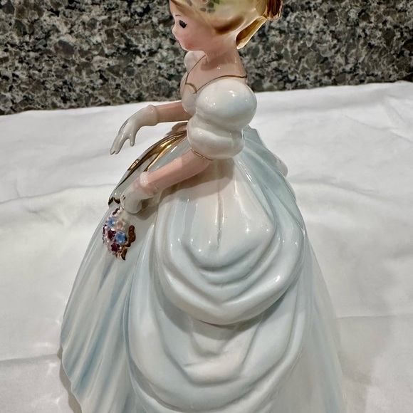Vintage Josef Originals "Laurel" Figurine - Picture 5 of 8